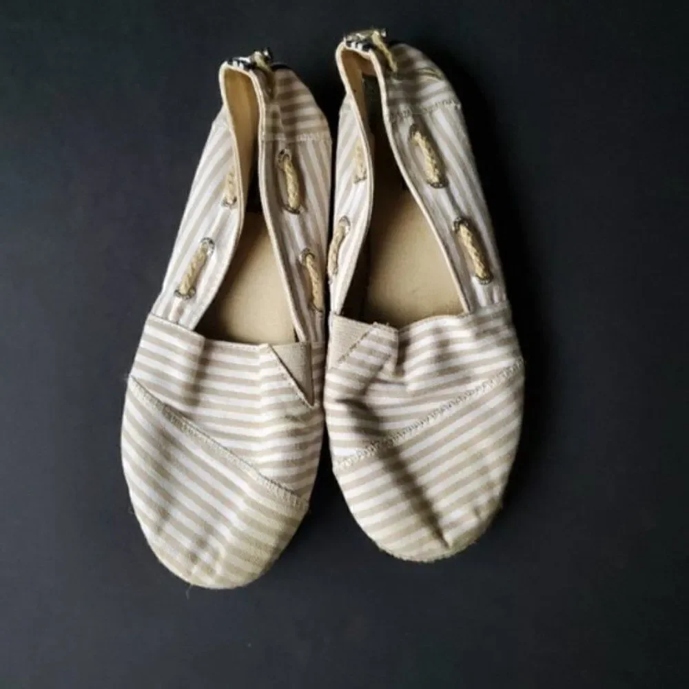 Nautica cream white